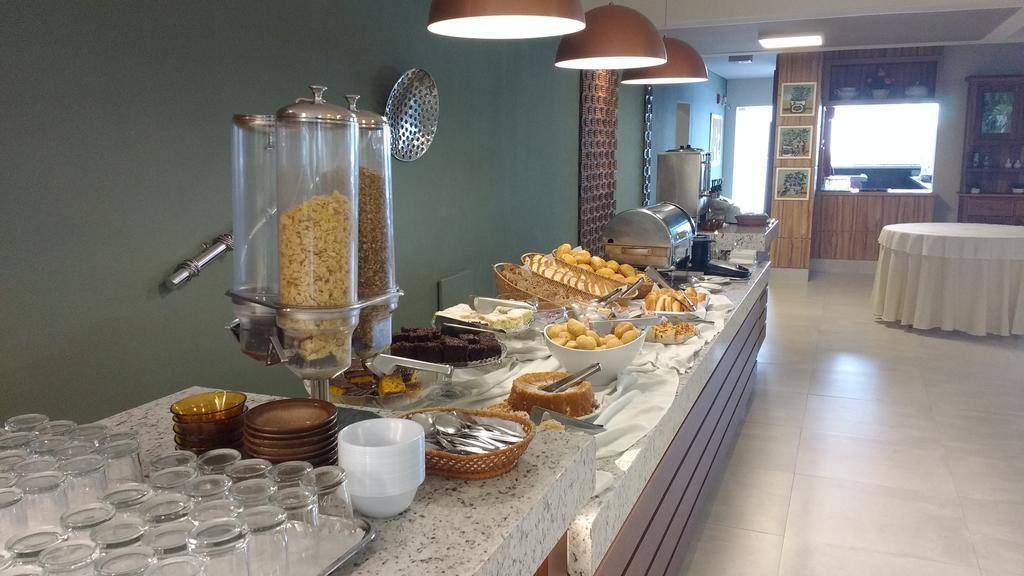 גוארטובה Kaakupe Praia Hotel מראה חיצוני תמונה